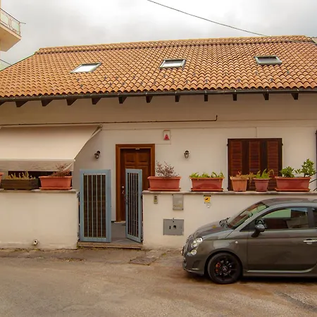 Casa Francesca Quiete E Cortesia - Via San Camillo De Lellis, 56 Chieti- דירה *